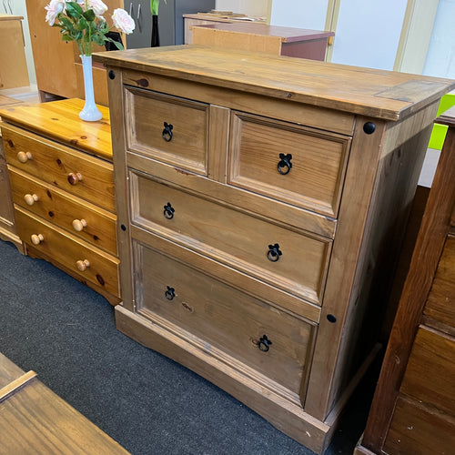 Corona 2 + 2 Chest of Drawers